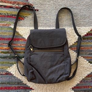 Travelon anti theft slim backpack